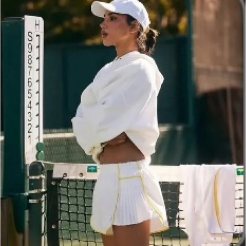 NWT FREE PEOPLE FP Movement Easy Tiger Shorts White w/ Mango Combo Large